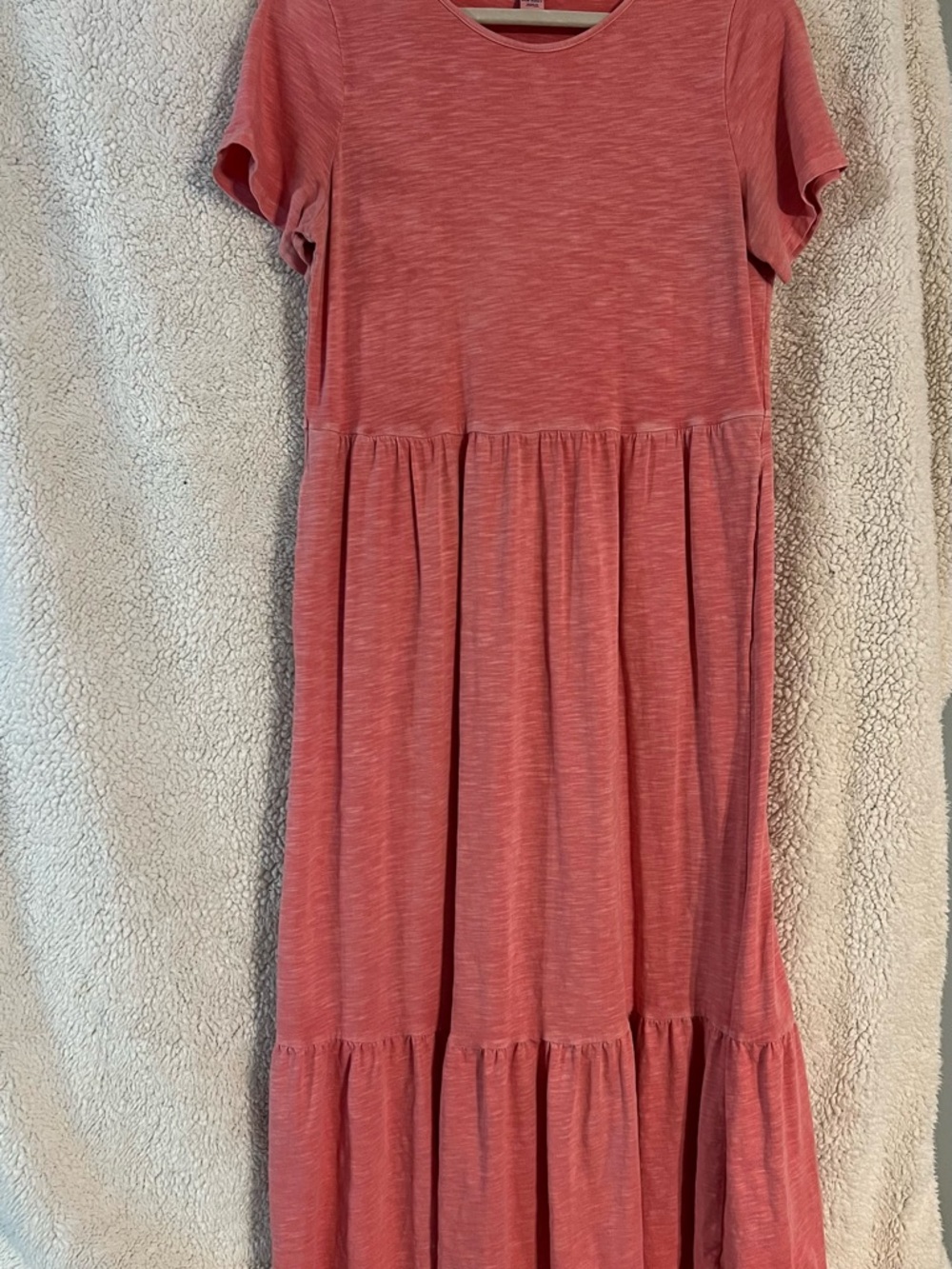 Old Navy Heathered Rose Maxi Dress with Tiered Skirt